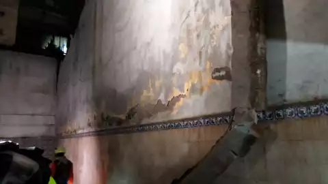 barda cayó tras sismo.jpeg