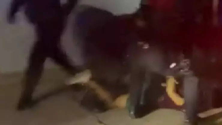 VIDEO_ Presunto ladrón fue acorralado por vecinos de Progreso mientras llegaba la policía