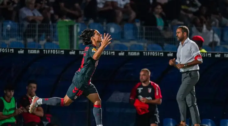 Diego Lainez Braga