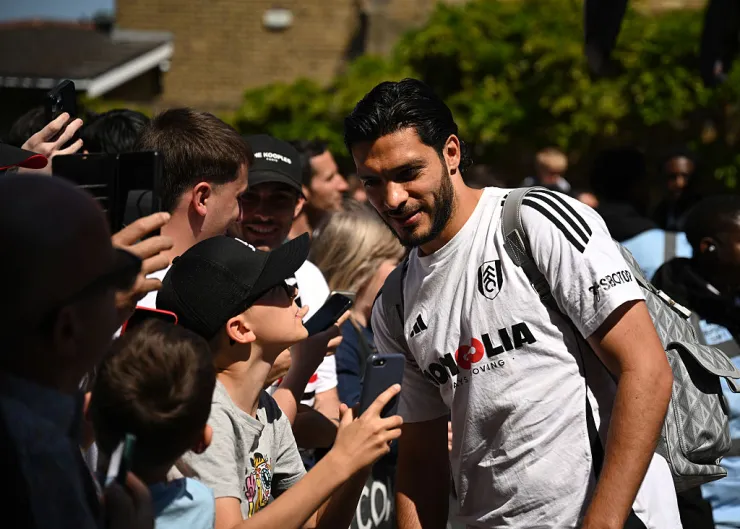 Raúl Jiménez, que eligió a Alexis Vega como el mexicano para que vaya al Fulham, es muy querido por los fanes londinenses