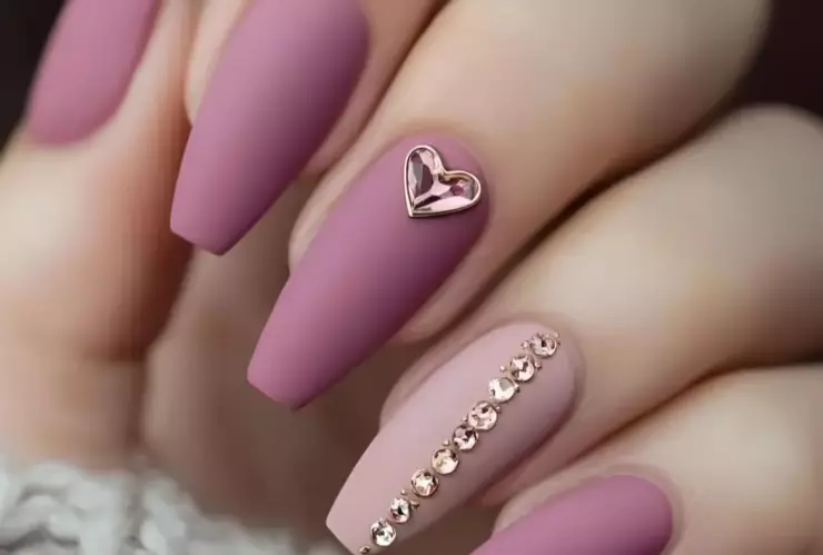 47 diseños de uñas para boda que puedes elegir para ese día especial: o incluso si eres invitada