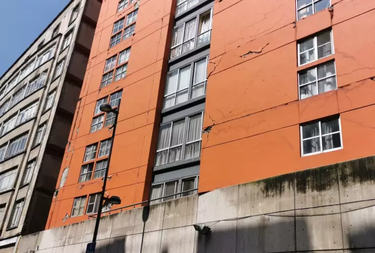 edificio dañado en el Centro por sismo.jpeg