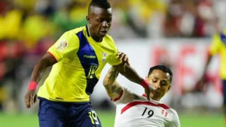 Juan Cazares, seleccionado de Ecuador