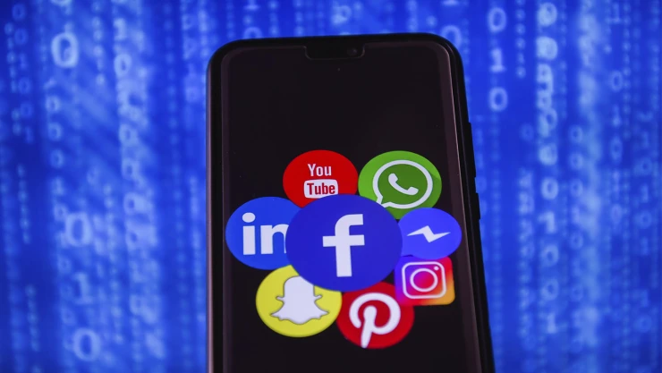 Contexto el nuevo siglo redes sociales