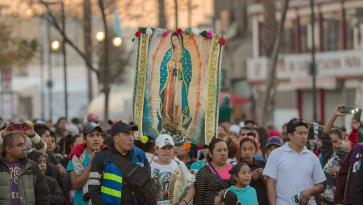Aumentó el número de mexicanos que dicen no tener una religión en México: Inegi