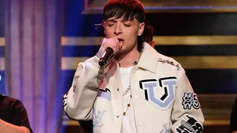 AMLO: Peso Pluma se convirtió en el primer artista mexicano que visita el show de Jimmy Fallon, en Estados Unidos