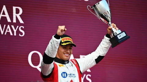 Noel León sube al podio en la carrera Sprint de Australia de Fórmula 2.jpg