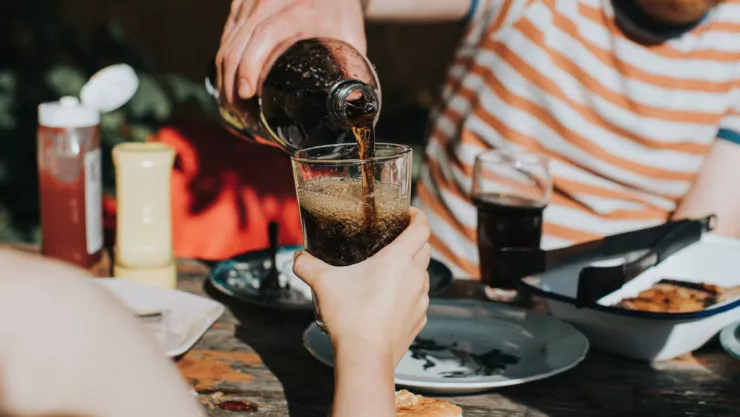 Si tomas refresco todos los días, este es el daño que le haces a tu cuerpo y tu salud