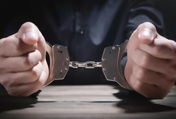 detienen a profesor de Cancún daba tenis