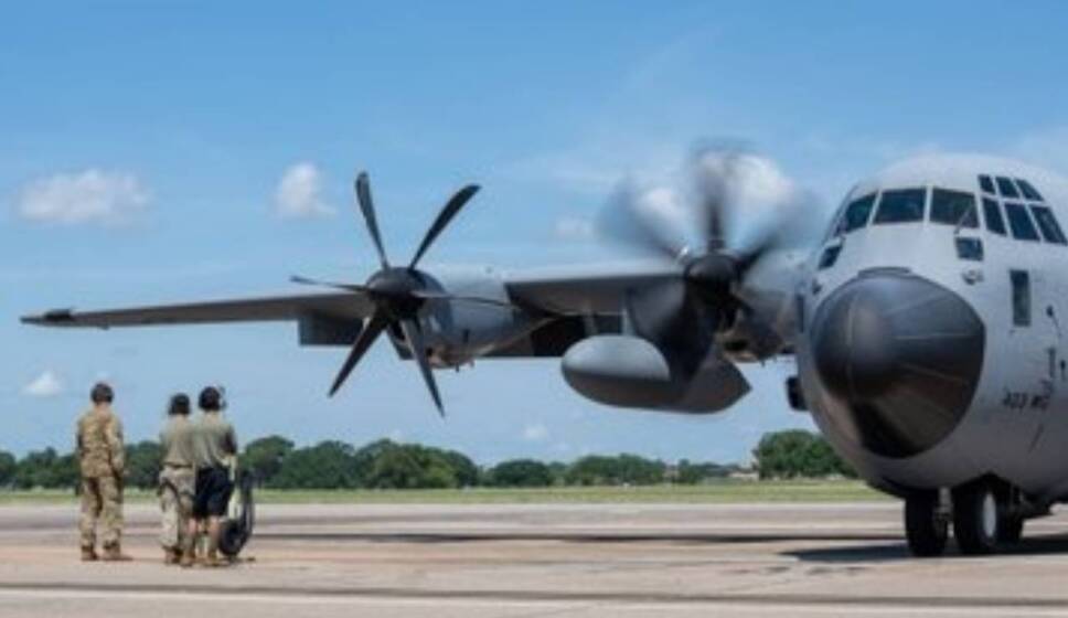 Huracanes 2022 Primera misión del avión cazahuracanes