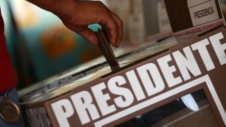 Peso mexicano avanza por normalidad democratica en eleccion