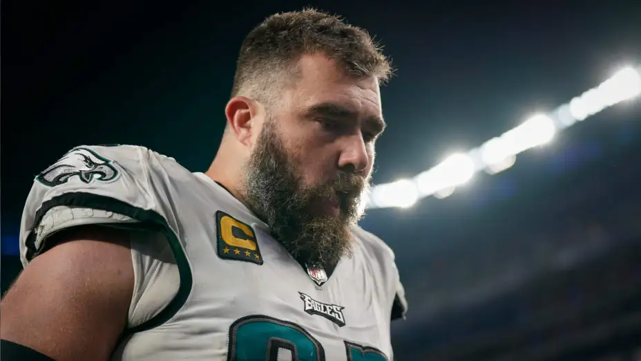 Travis Kelce Eagles NFL 2024