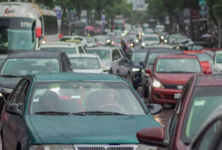 ¿Cómo aplicará el programa Hoy No circula este 8 de diciembre 2025?: Restricciones en la CDMX y EdoMex