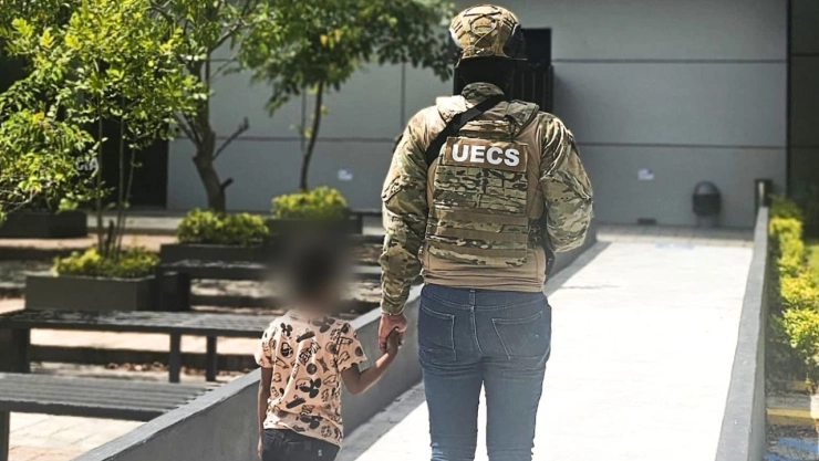 Niño rescatado de secuestro en Morelos el 8 de agosto de 2025.