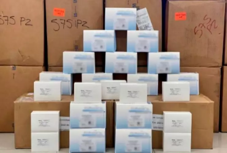 Decomisan más de 10 mil pruebas ilegales de COVID-19 en la aduana de Chihuahua