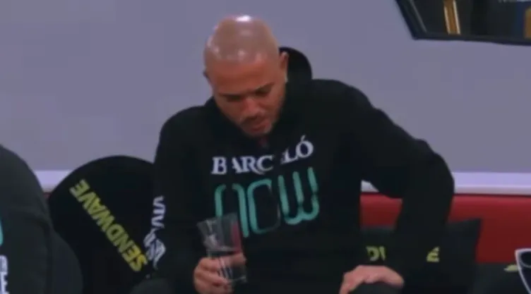 El comediante Nacho Estrella se desmayó durante reality show en vivo.