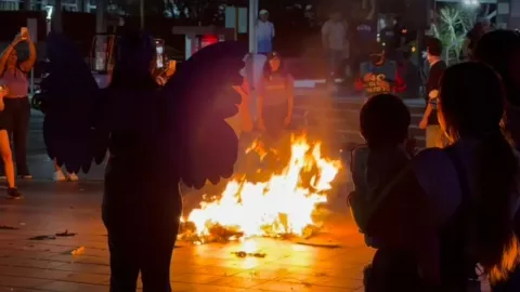 La marcha del 8M en Poza Rica concluyó con una protesta frente al Palacio Municipal