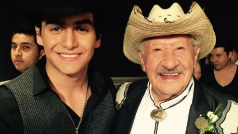 de que murio julian figueroa