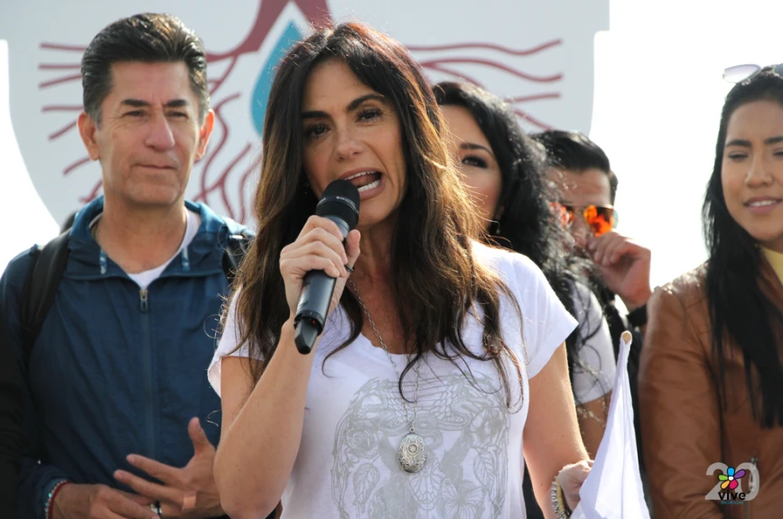 Penelope Menchaca durante la presentación del evento