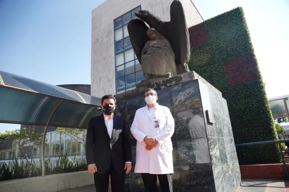 Nuevo Director UMAE Oncología CMN Siglo XXI.jpg
