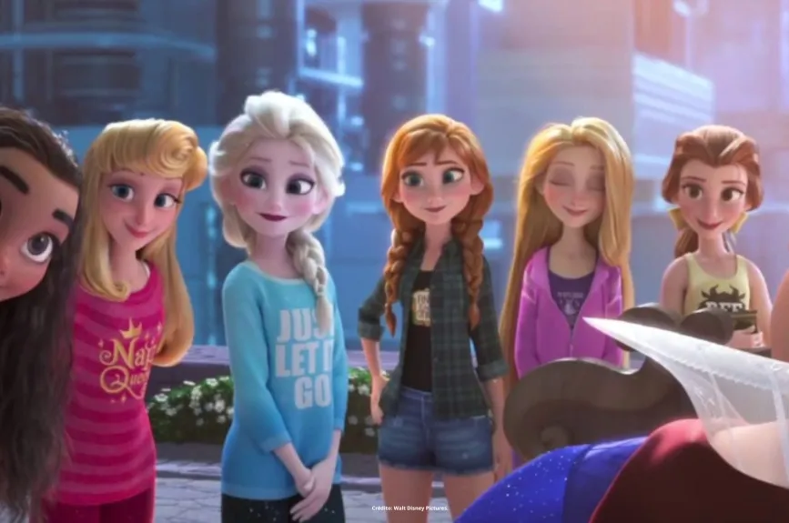 La película Wifi Ralph incluyó en varias de sus escenas a personajes de otras películas animadas, así como marcas y mucho más. | Estreno Platinum por Azteca 7
