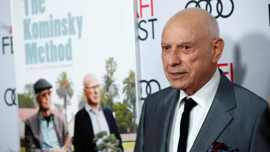 Murió el actor Alan Arkin