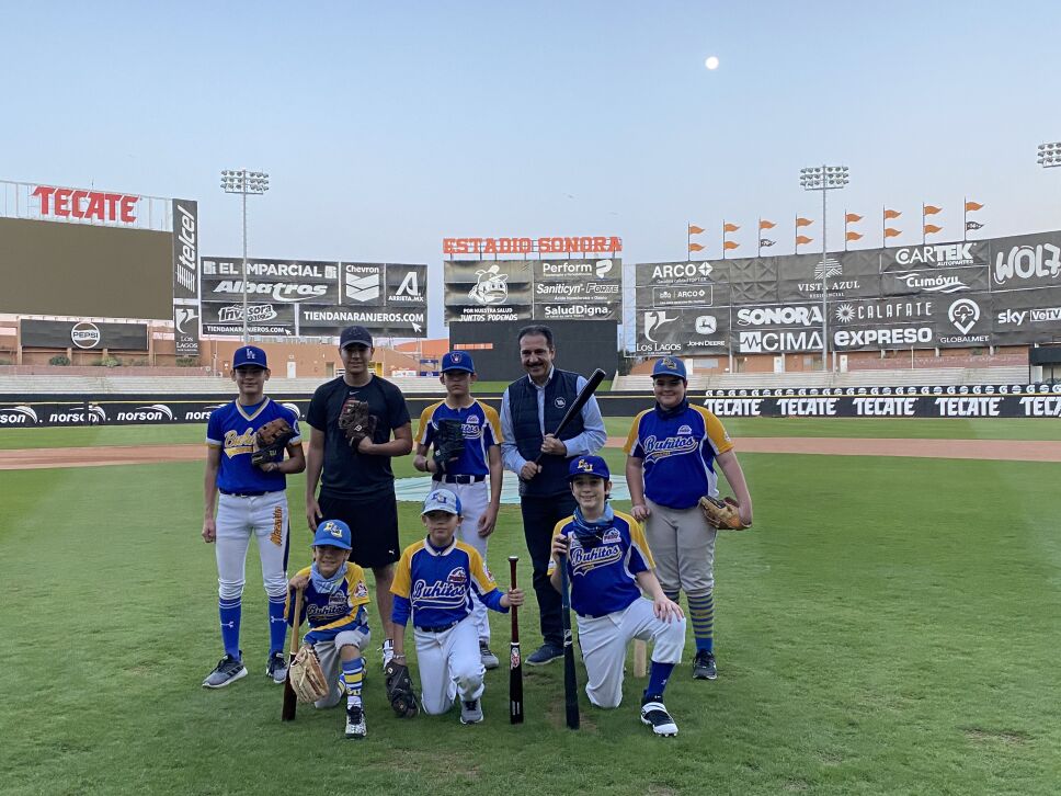 jorge-zarza-campo-de-beisbol.jpeg