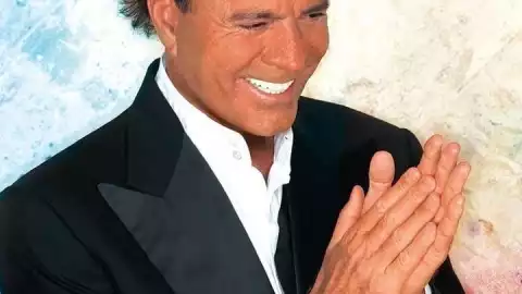 Julio Iglesias