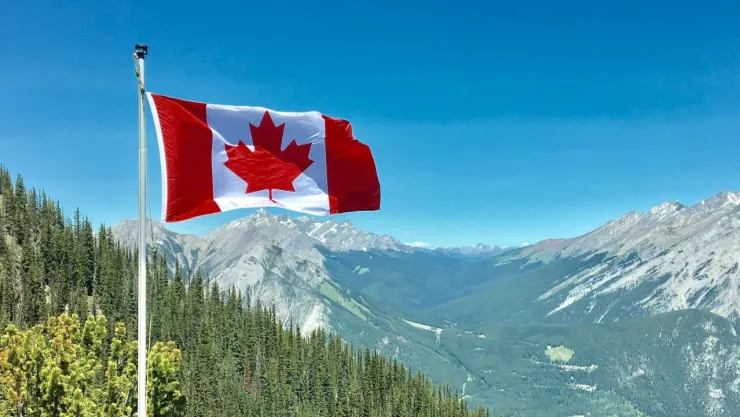 ¡Trabajo en Canadá! Empresa ofrece hasta 42 mil 100 pesos al mes