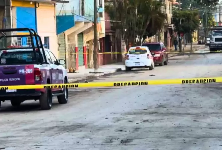 La riña ocurrió en la colonia Ignacio de la Llave y derivó en un operativo policiaco