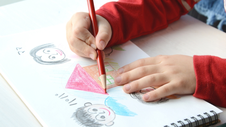 /estilo-de-vida/claves-saber-que-dibujo-tu-hijo-significado