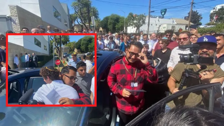 alumnos juntan dinero y le regalan vehículo a su maestro de matemáticas, hacía cuatro horas a la escuela.jpg