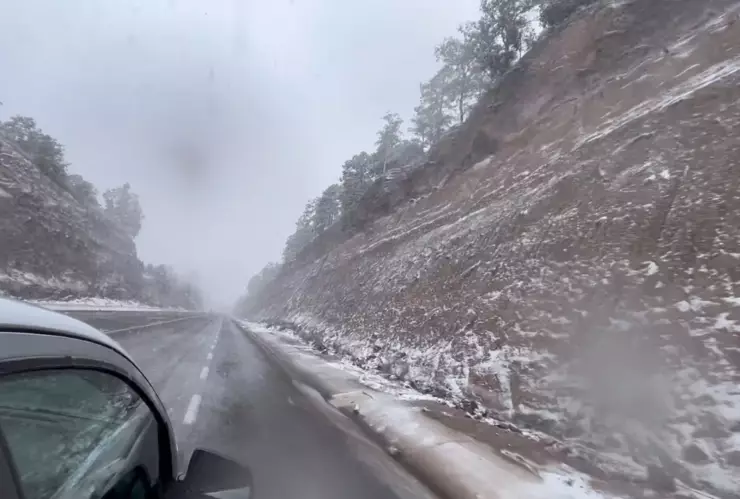 Primera nevada en carretera Mazatlán-Durango