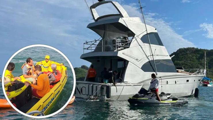 Se hunde yate en mar de Mazatlán y rescatan a 10 personas