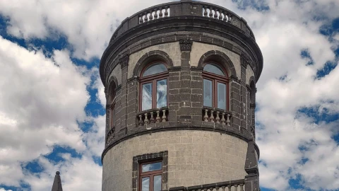 CASTILLO