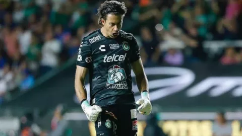 &Oacute;scar Jim&eacute;nez