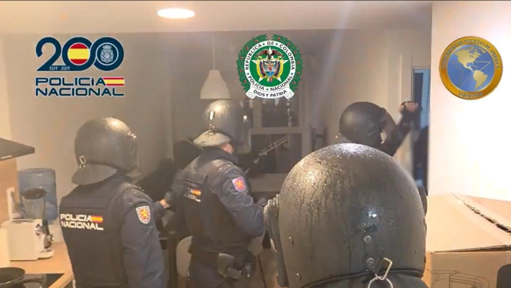 Policía Nacional de España en operativo contra el Tren de Aragua.