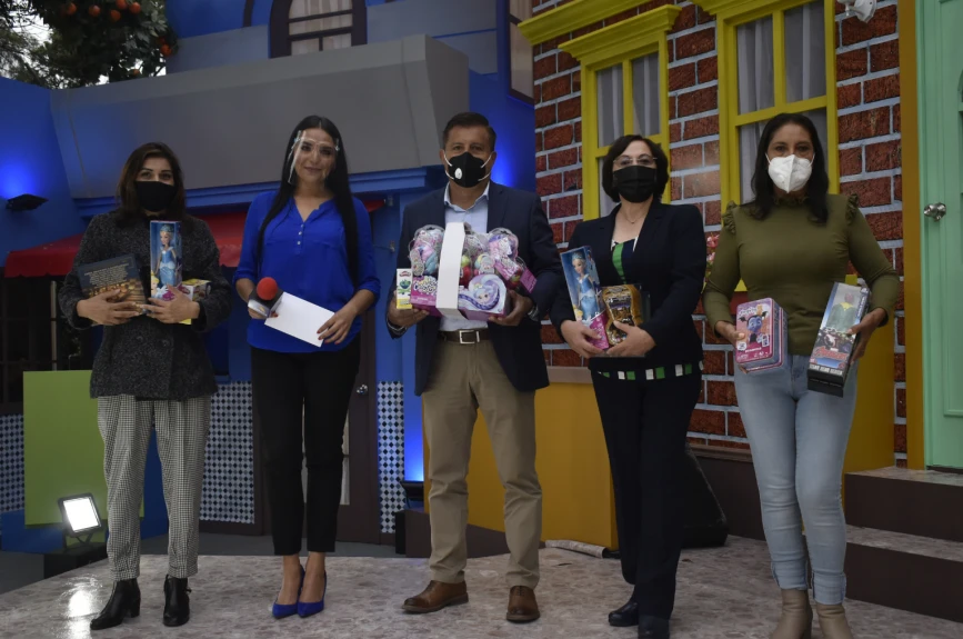 Agradecemos a cada una de estas empresas que han aportado un granito de arena para que este próximo 6 de enero generemos muchas sonrisas en niñas y niños de México.