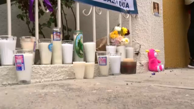 veladoras y peluches para Debanhi.jpg