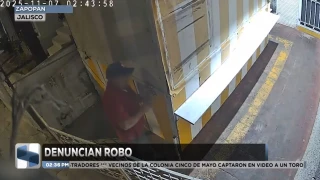 Denuncian robo de negocio en Zapopan.jpg