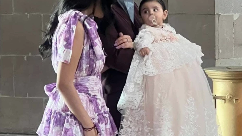 José Eduardo Derbez bautiza a Tessa sin su famosa familia