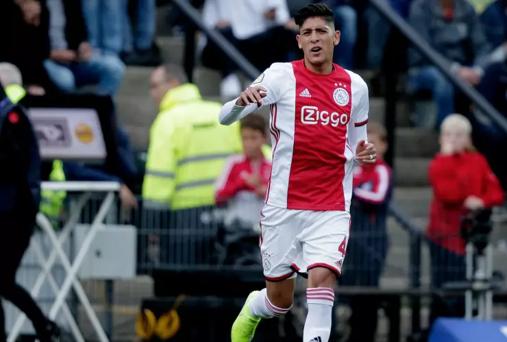 Edson Álvarez titular en Champions.