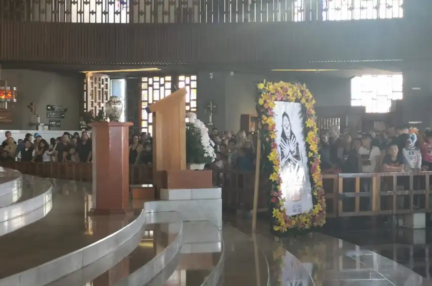 Misa en honor a La Parka