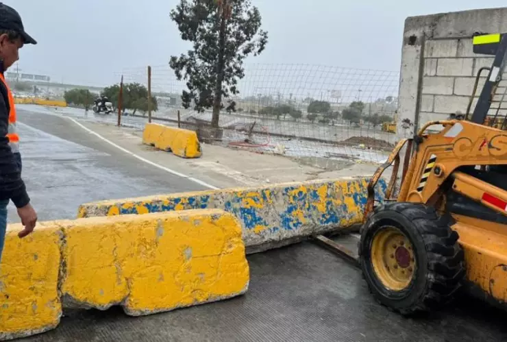 Cierran terraplén de Los Olivos