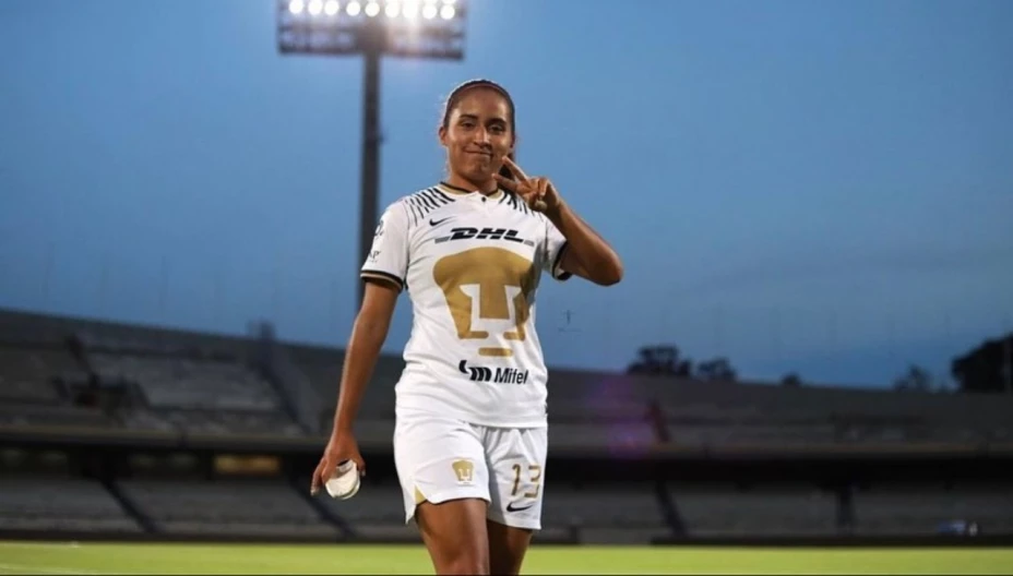 Paola Chavero, jugadora de Pumas Femenil