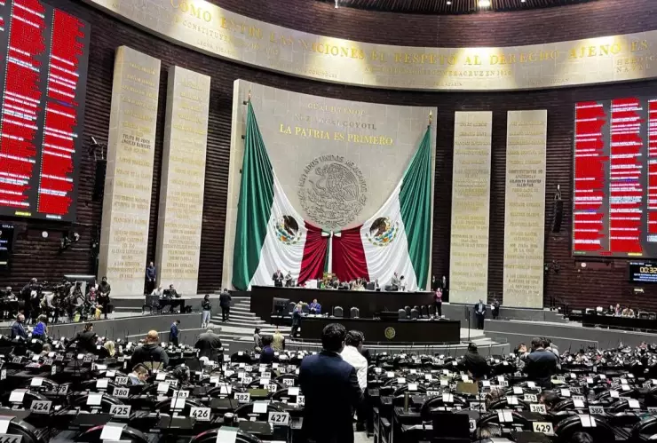 Turnan a comisiones reformas de AMLO para su análisis