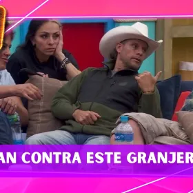 Natalia y el grupo de Niurka deciden bloquear a este Granjero