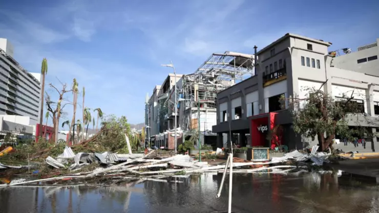 Localizan estudiantes Hidalgo Sonoda varados Acapulco Otis