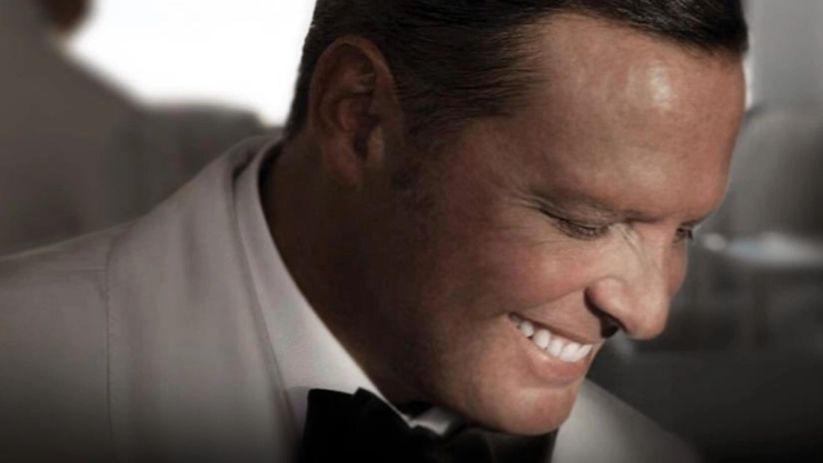 Hackean cuenta de Twitter de Luis Miguel
