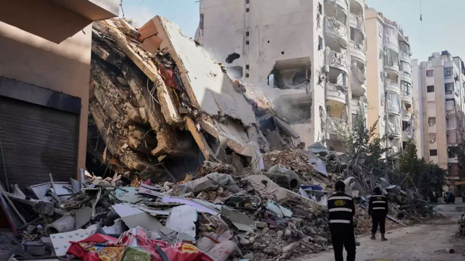 Edificio destruido por un ataque aéreo israelí en Dahiyeh, Líbano